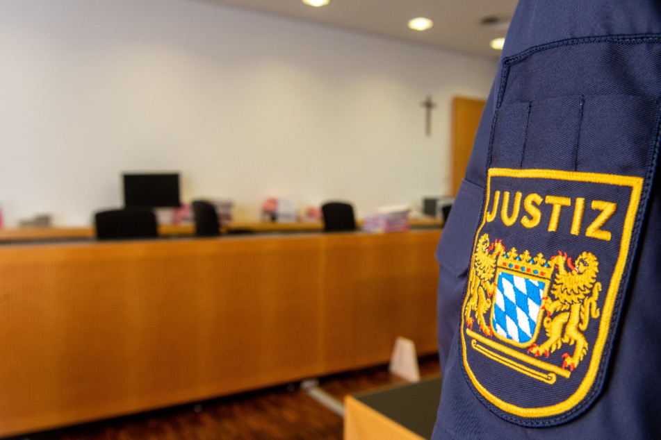 Betrüger aus NRW vor Gericht: 67-jähriger Betrüger legt ehrliches Geständnis ab