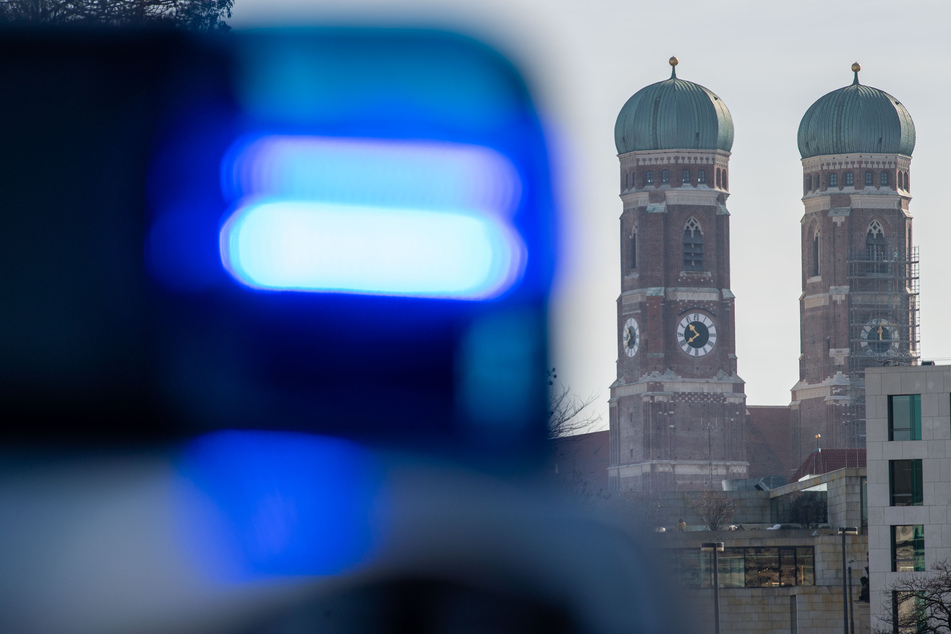 Die Münchner Polizei verfolgt eine neue heiße Spur im Mordfall. (Symbolbild)