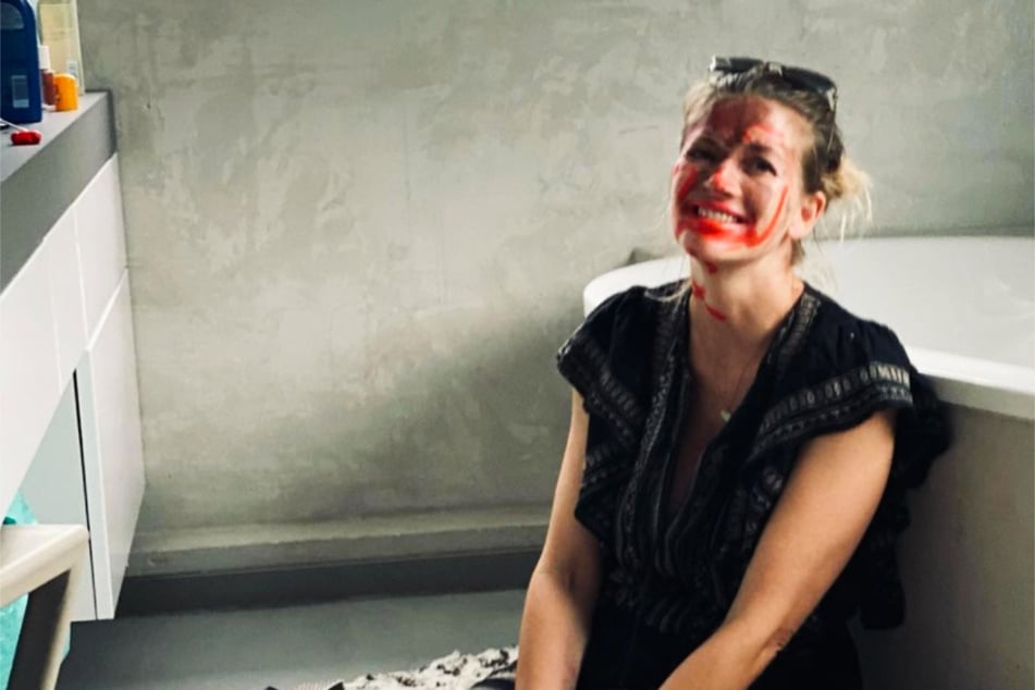 Schauspielerin Nina Bott (43) hat vier Kinder und dementsprechend turbulent ist der Alltag der ehemaligen "Gute Zeiten, schlechte Zeiten"-Darstellerin.