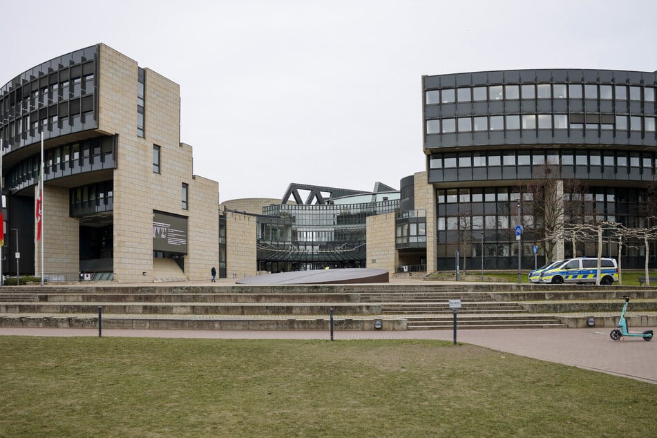 Im nordrhein-westfälischen Landtag soll ein Gedenkort für NS-verfolgte Abgeordnete entstehen. (Archivbild)