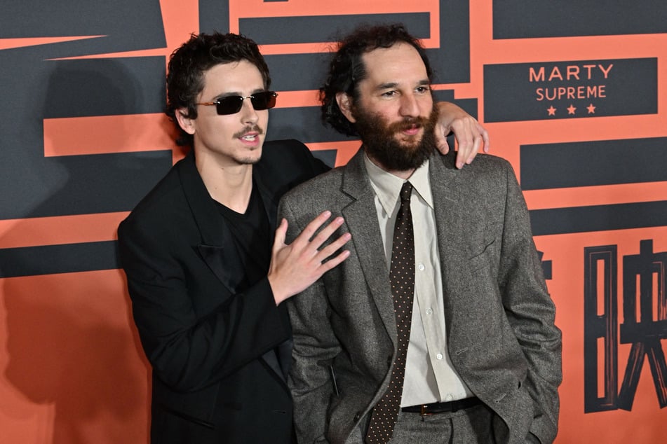 Chalamet was joined by Marty Supreme director Josh Safdie (r.) in China.