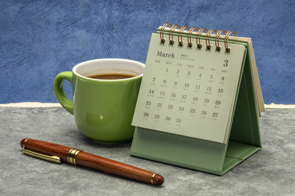 Das Countdown-Datum kommt nur durch die hierzulande übliche Schreibweise "Tag-Monat-Jahr" zustande. Englische Kalenderfreunde schauen in die Röhre: Denn da wird das Datum "Monat-Tag-Jahr" geschrieben.