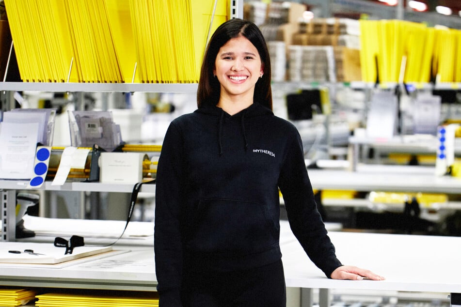 Am Logistikstandort in Halle/Leipzig werden Lager Mitarbeiter (w/m/d) gesucht.