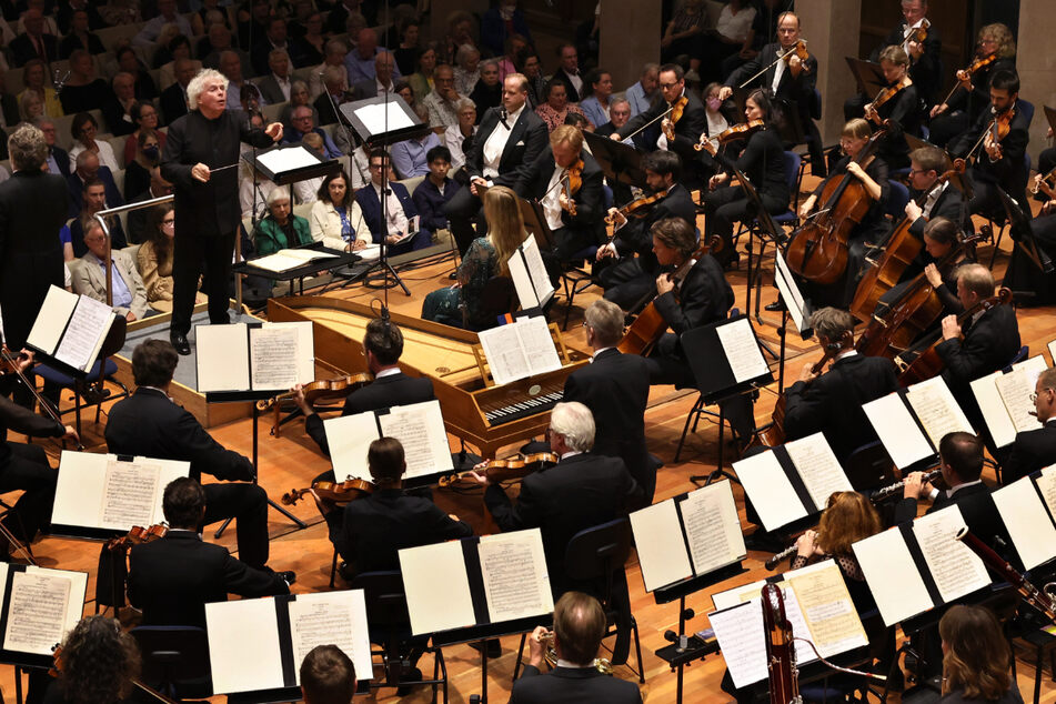 Das Symphonieorchester des Bayerischen Rundfunks soll im neuen Konzertsaal im Werksviertel sein Zuhause finden - doch das wird noch dauern.