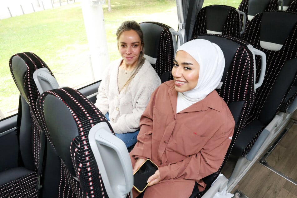 Der PragBus fährt zweimal täglich von Chemnitz nach Prag und ist eine bequeme sowie preiswerte Reisemöglichkeit.