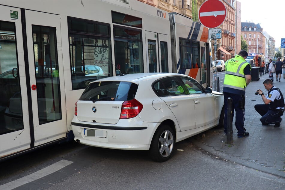 Auf der betroffenen Straße kann es zu Verkehrsbeeinträchtigungen kommen.