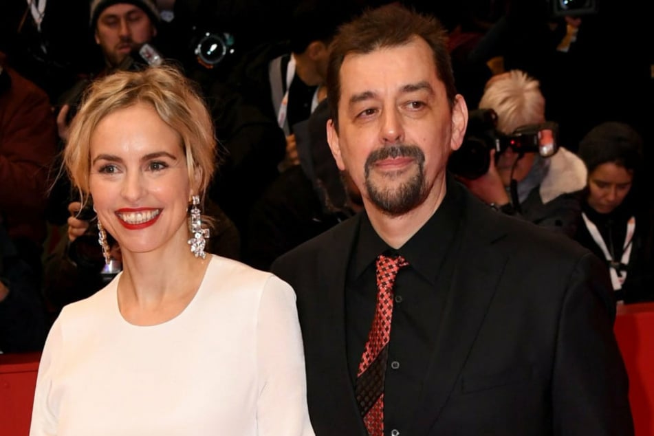 Schauspielerin Nina Hoss (45, l.) und Partner Alex Silva bei der feierlichen Eröffnung der Internationalen Filmfestspiele.