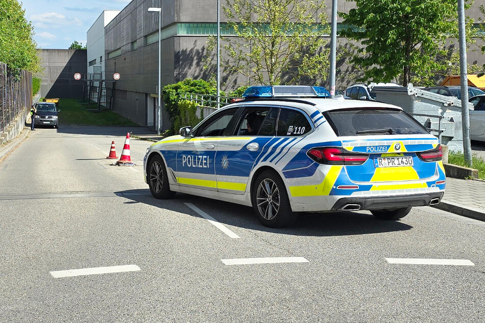 Die Regensburger Polizei ermittelt nach dem Fund einer Leiche.
