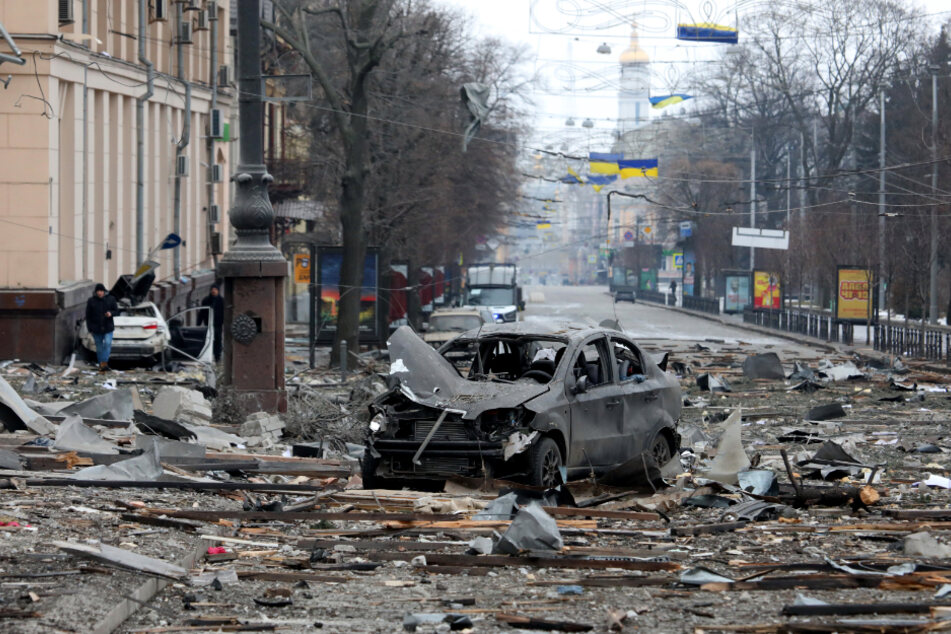Bei russischen Angriffen auf Charkiw sollen 34 Zivilisten getötet worden sein.