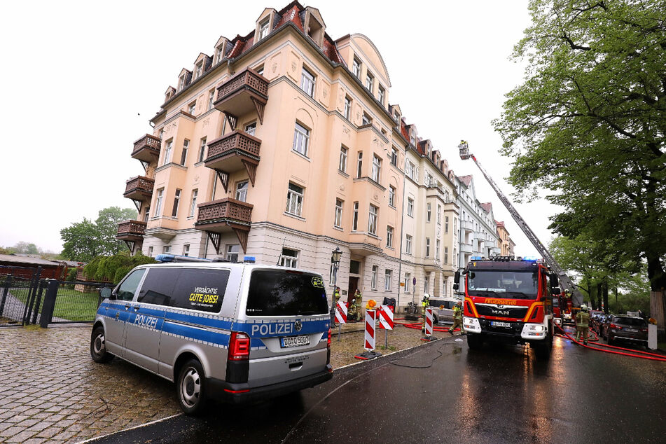 Auch die Polizei war vor Ort am Pestalozziplatz, um die Ermittlungen zu übernehmen.