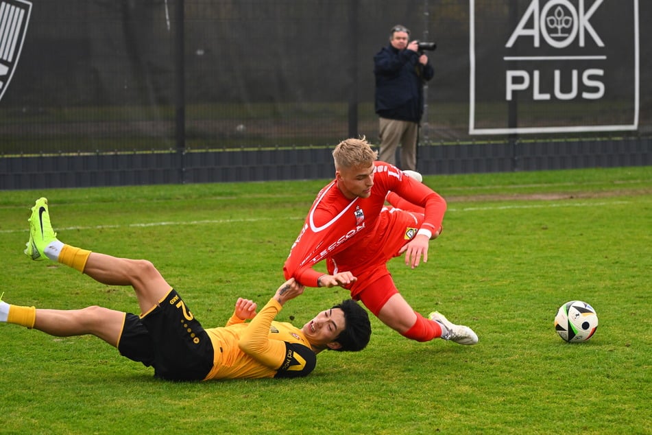 Wenn er sich in den nächsten Wochen aufdrängt, wird Kyu-Hyun Park (l.) seine Einsatzzeit bekommen.