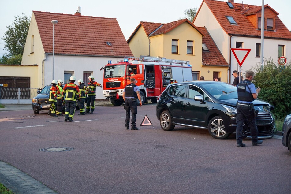 Die Feuerwehr rückte im Zuge des Unfalls aus.