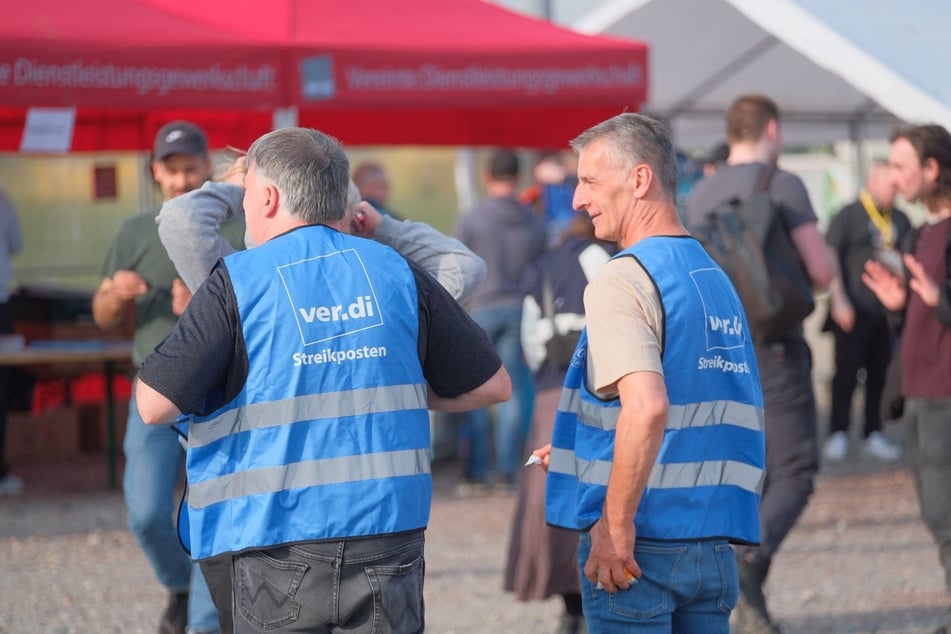 Drei Tage langen wollen die Beschäftigten des Logistikzentrums für mehr Lohn streiken.