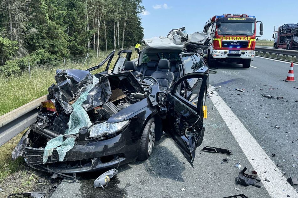 Die Fahrerin des Skoda verstarb kurze Zeit später im Krankenhaus.
