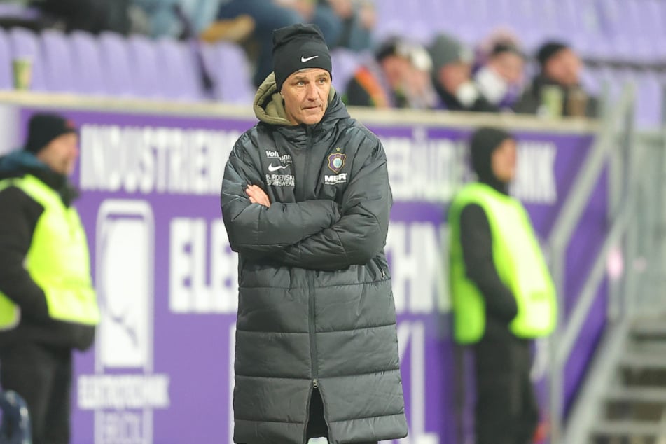 Hat die Rückendeckung des Präsidenten: FCE-Trainer Jens Härtel (56).