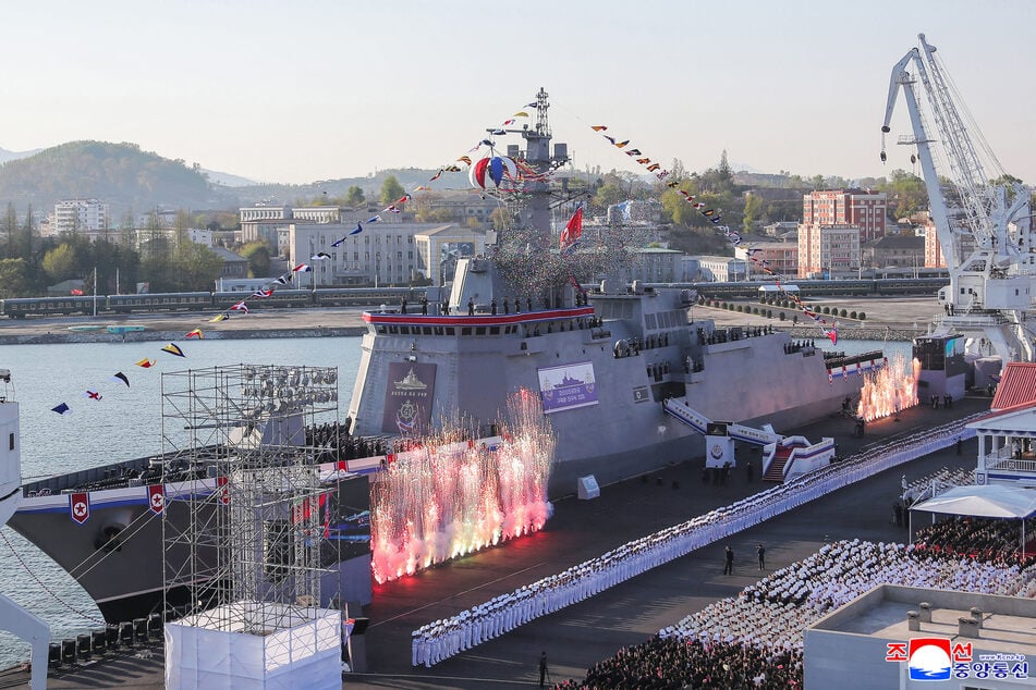 Ein nordkoreanischer Zerstörer wurde beim Stapellauf schwer beschädigt. Es soll sich um ein ähnliches Schiff, wie das hier abgebildete handeln. (Archivbild)
