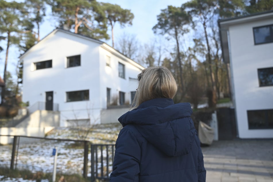 Die Familie, die das Haus einst gebaut hat, ist erleichtert und bekommt eine Entschädigung.