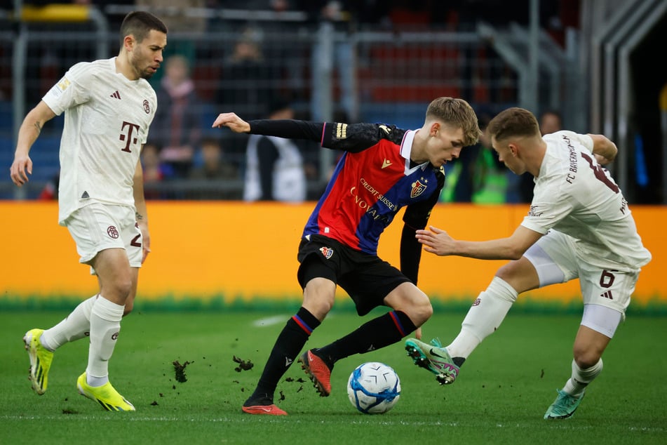 Anton Kade (21, M.) soll die Augsburger Offensive flexibler machen.
