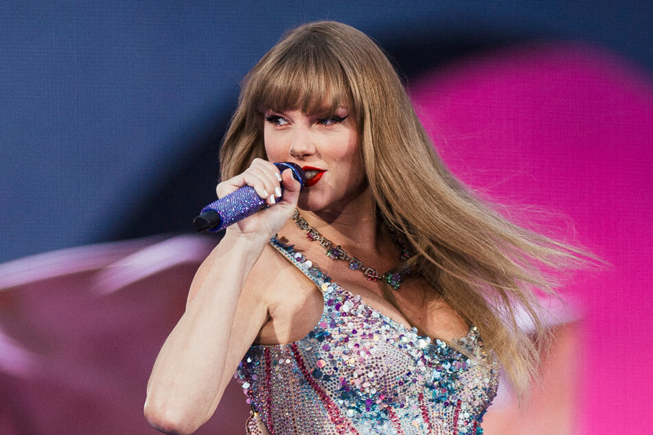 Taylor Swift will play two shows at Estadio Santiago Bernabéu on Wednesday and Thursday.