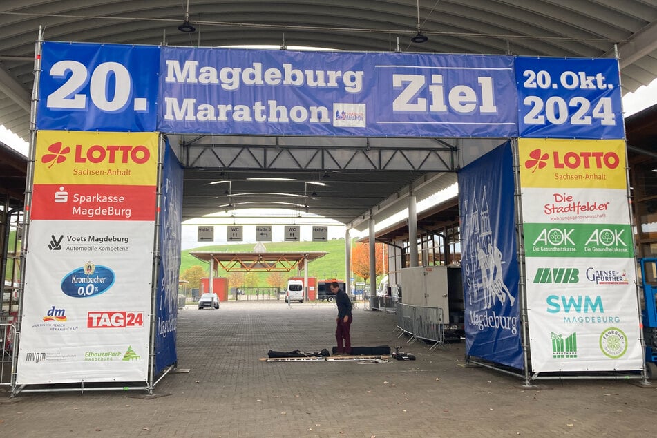 Die letzten Vorbereitungen laufen für den Magdeburg-Marathon.