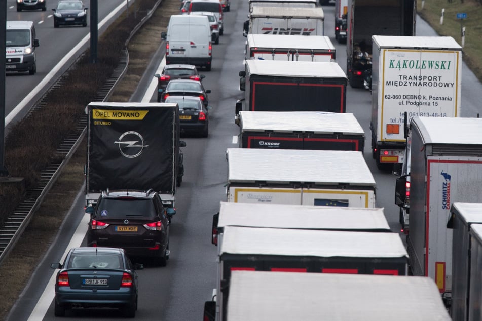 Auf der A10 zwischen dem Dreieck Barnim und der Anschlussstelle Berlin-Marzahn kommt es zu Stau nach einem Unfall. (Symbolbild)