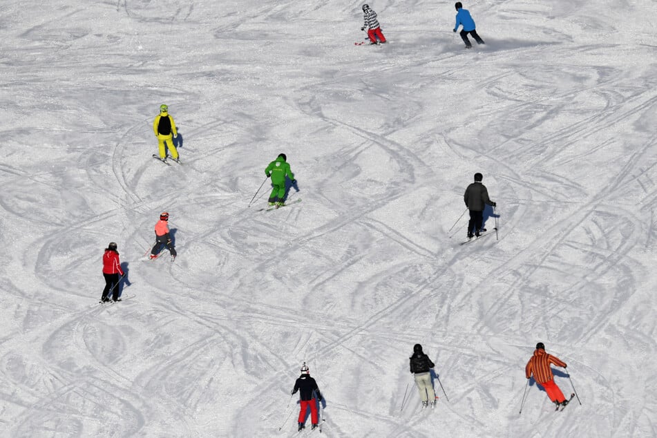 Die jungen Männer aus Österreich nutzten das Boot aber für eine gefährliche Abfahrt auf einer roten Piste. (Symbolbild)