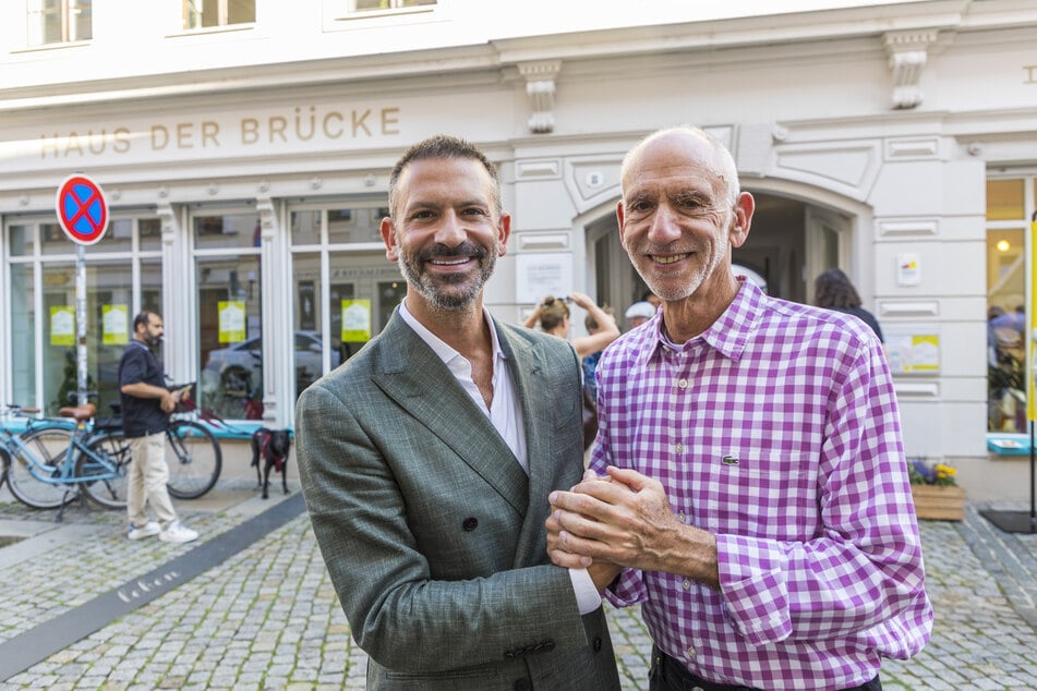 Sind stolz auf das Vermächtnis ihres Vaters und Großvaters Henry H. Arnhold: Sohn John (71, r.) und Enkel Paul Arnhold (40).