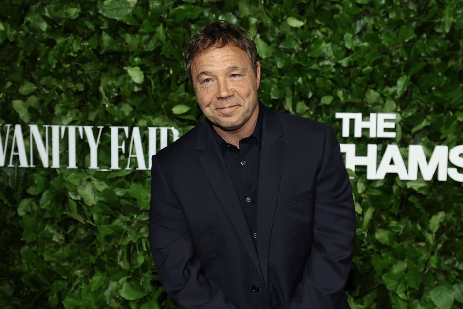 Im Flugzeug machte der Schauspieler Stephen Graham (51) Beängstigendes durch.