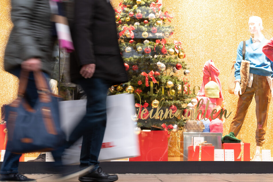Das Geschenke-Shopping leidet dieses Jahr unter den Corona-Regelungen. (Symbolbild)
