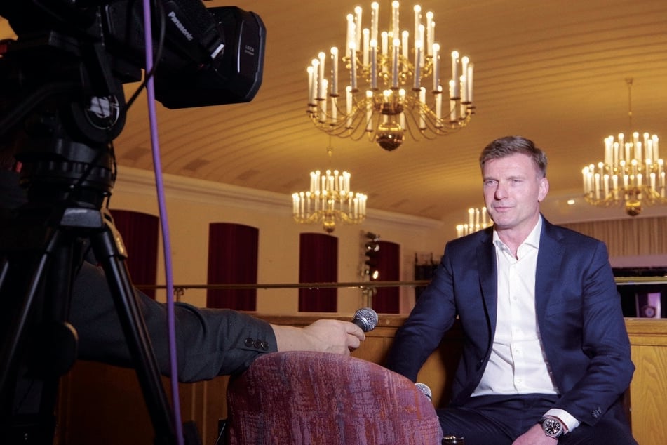 Anlässlich seines 50. Geburtstags am 3. November traf sich das "Veilchenecho" mit Andrzei Juskowiak zu einem Interview.