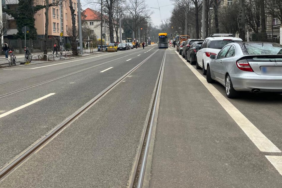 Auf der Waldstraße ist am Donnerstagmorgen ein Mädchen (9) angefahren worden. (Archivbild)