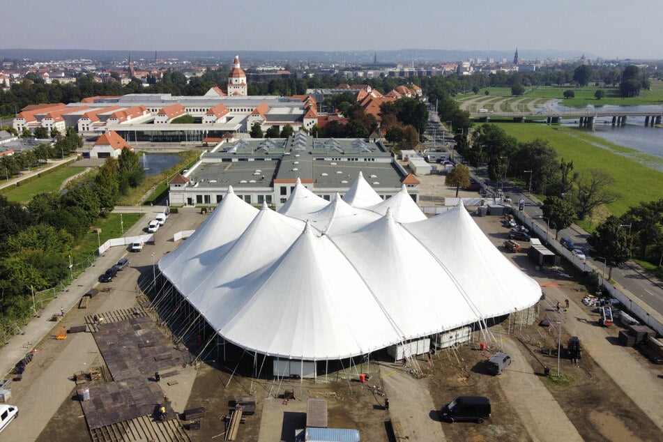 Musste umziehen: Das "Pichmännel"-Festzelt steht dieses Jahr auf dem flutgeschützten Messegelände.