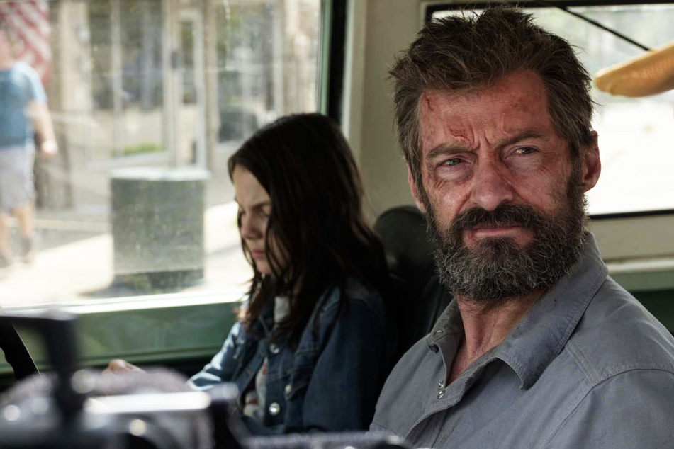 Schauspiel-Star Hugh Jackman (52, r.) trauert um seinen Vater.