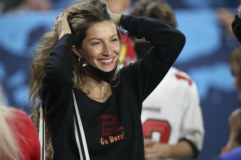 Gisele Bündchen (40) freut sich über den Sieg ihres Ehemannes Tom Brady bei dem Superbowl 2021.
