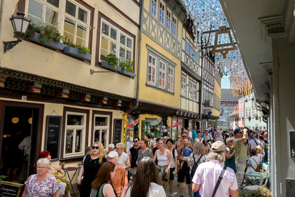 Der Thüringen Grammy 2026 führt Nachwuchsmusiker aus dem Freistaat auf die Hauptbühne des Erfurter Krämerbrückenfestes – inklusive Champions-Gig, Goldener Schallplatte und Preisgeld. (Symbolbild)