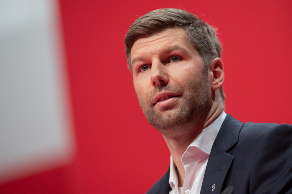 Thomas Hitzlsperger (38) hatte in einem Schreiben Präsident Claus Vogt (51) angegriffen.