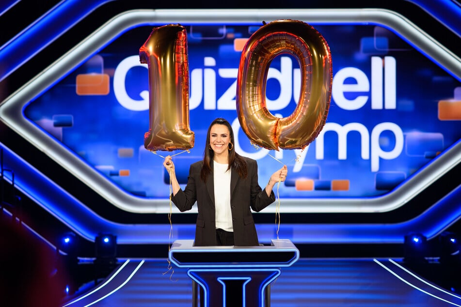 Seit 2022 moderiert Esther Sedlaczek (39) den ARD-"Quizduell-Olymp".