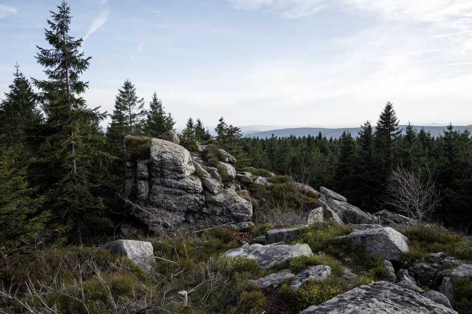 Der Ochsenkopf im Fichtelgebirge ist ein beliebtes Ausflugsziel.