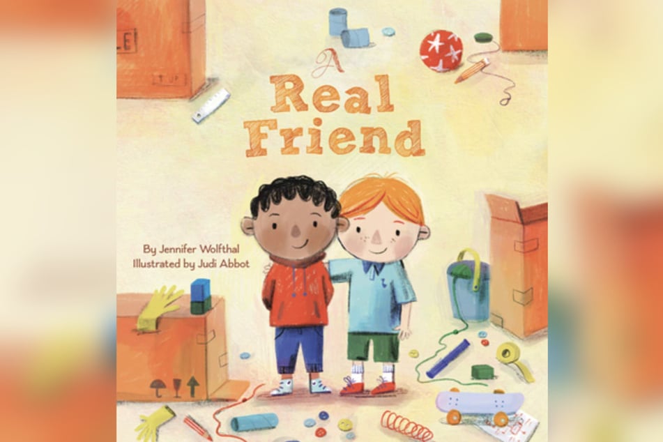 Das Kinderbuch "A Real Friend" ("Ein wahrer Freund") handelte von Freundschaft. Diese bekam Jennifer Wolfthal von ihren Lesern nach Bekanntwerden des Falls gekündigt.