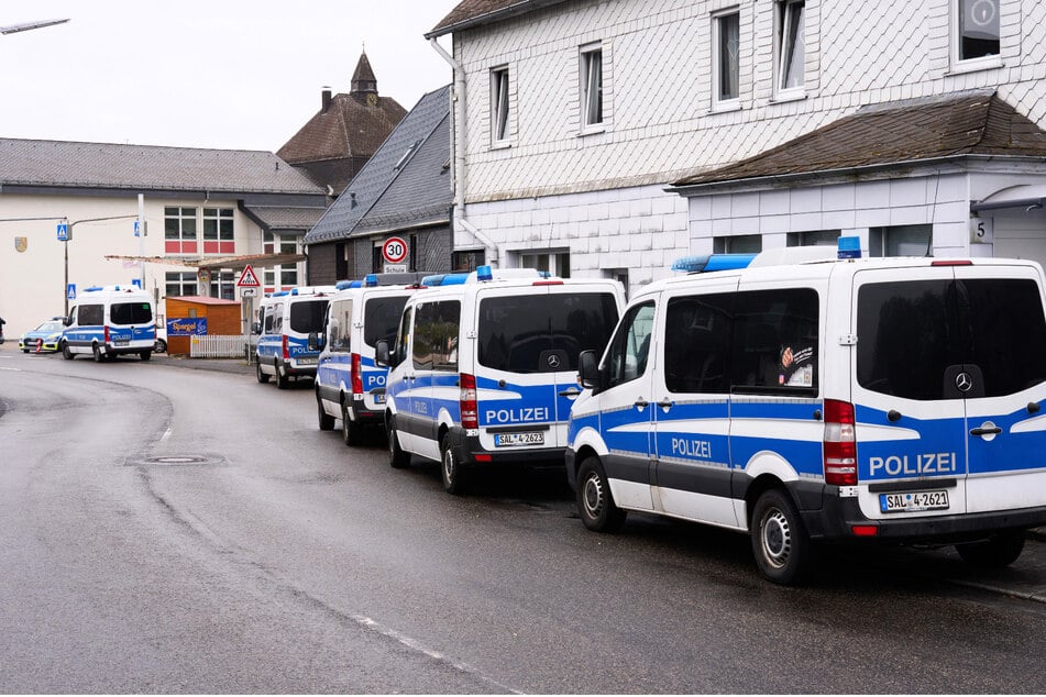Bei der Fahndung setzte die Polizei auch Hightech des Deutschen Zentrums für Luft- und Raumfahrt (DLR) ein. (Archivbild)