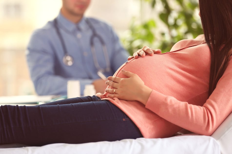 Bei einer Frau, die im vierten Monat schwanger war, wurde fälschlicherweise eine Ausschabung durchgeführt. (Symbolbild)