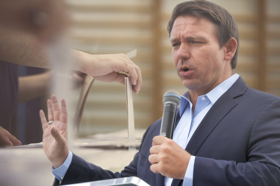 Florida Governor Ron DeSantis signed a restrictive voting bill into law on Thursday morning (collage, stock image).