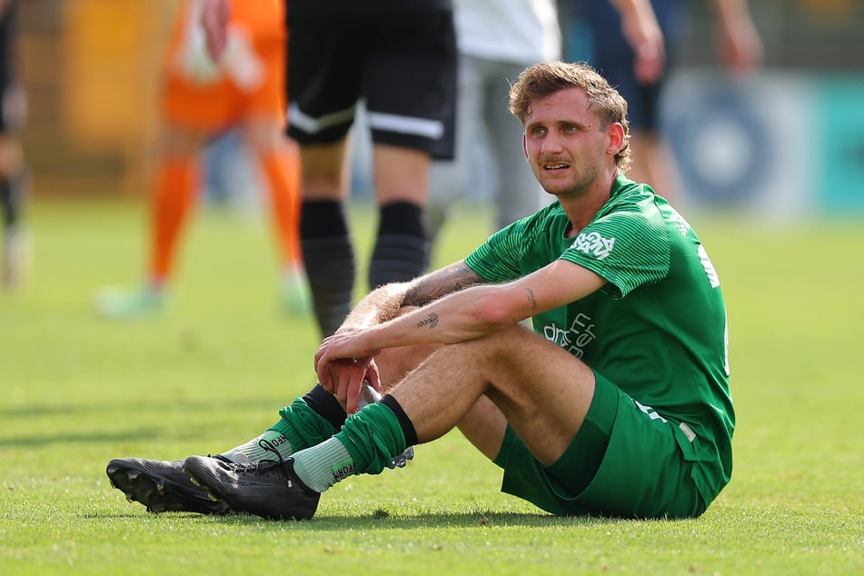 Ratlosigkeit auch bei Chemie Leipzigs Florian Kirstein. Wieder konnten keine Punkte gegen VSG Altglienicke geholt werden.