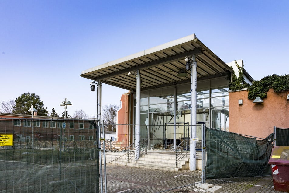 Damit Dresden die vollständige Versicherungssumme erhalten kann, muss innerhalb weniger Jahre ein Neubau auf dem Gelände entstehen. (Archivfoto)