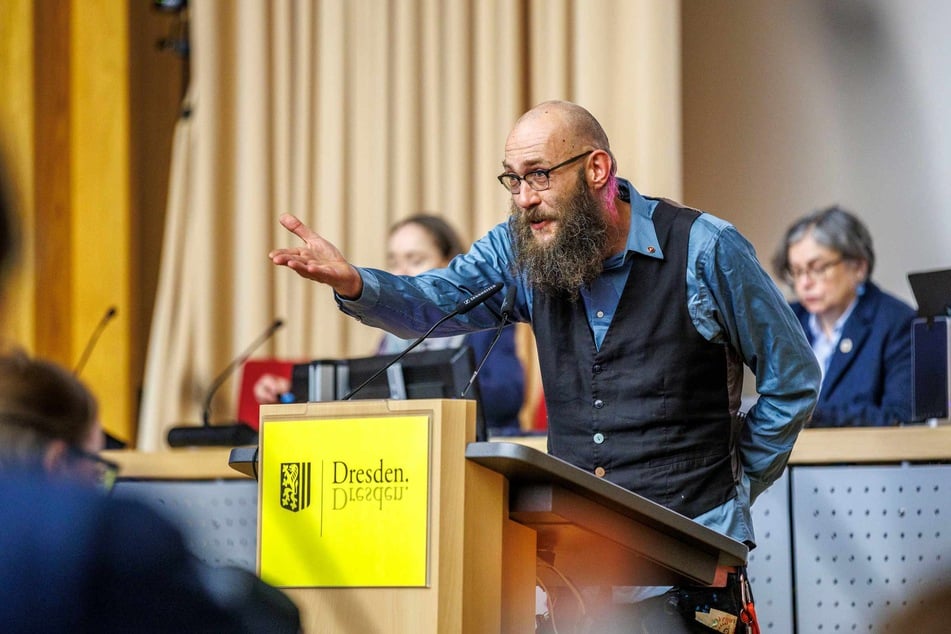 Stadtrat Max Aschenbach (40, Die Partei) bezeichnete den Vorfall im Rat als "erbärmlich".