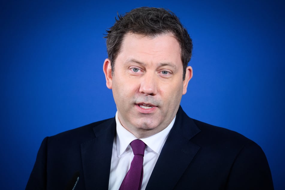 Der SPD-Bundesvorsitzende Lars Klingbeil (48).