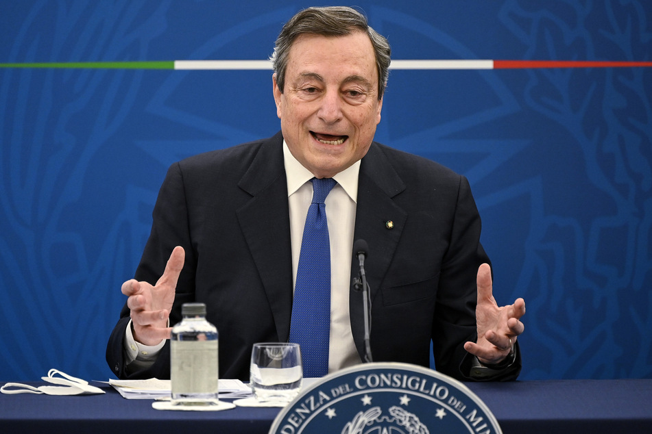 Italiens Ministerpräsident, Mario Draghi (73).