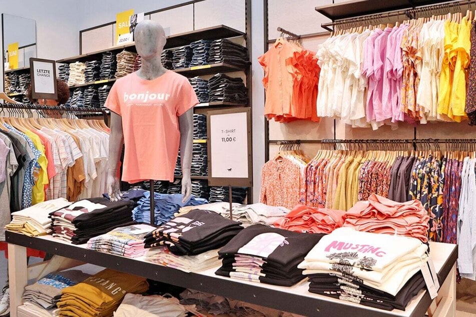 Die Marken-Outlets Schwarzheide sind der coole Shopping-Hotspot an der A13 – mit Top-Brands und satten Rabatten.