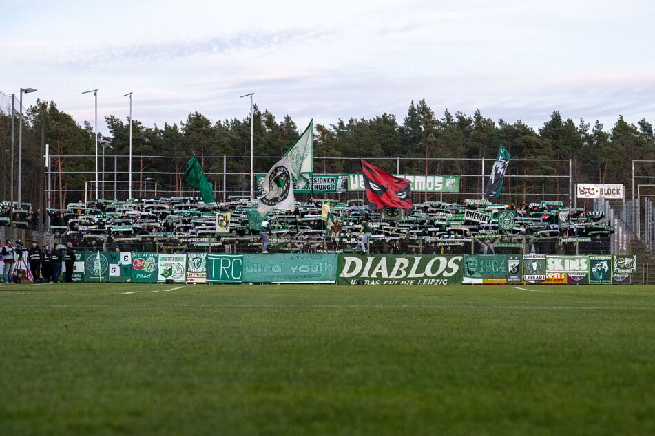 Nach der 0:5-Pleite in Babelsberg haben wieder Hunderte Chemie-Fans ihre Mannschaft nach Fürstenwalde begleitet.