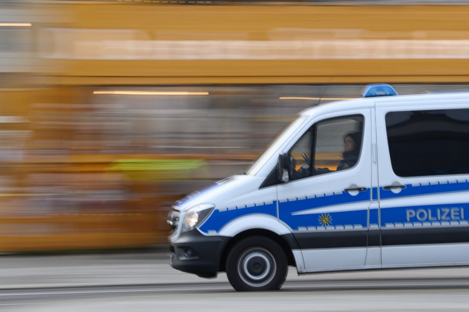Opelfahrer auf Drogen liefert sich Verfolgungsjagd mit der Polizei